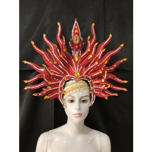 Lo spettacolo di danza copricapo di piume di accessori di abbigliamento La FESTA La Maschera IL Festival