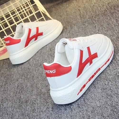 Street shooting white shoes spring and autumn new all-match low-cut lace-up casual sports shoes large size 35-40 womens shoes