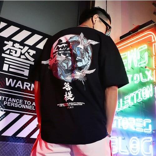 April MOMO 2021 Japanese Harajuku funny t shirts Men Hip Hop Streetwear Summer Printing Japan Style T shirts Men And Women