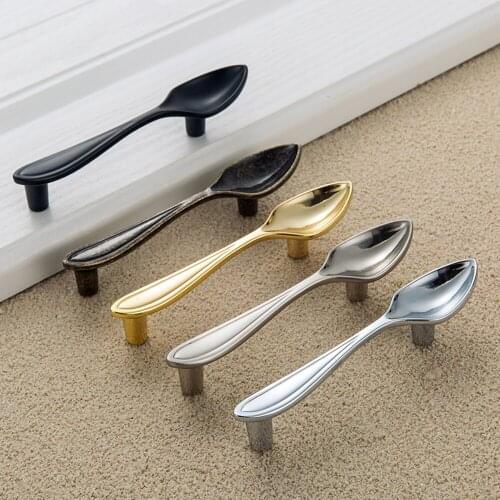 Fixmee Creative Knife Spoon Fork Design Kitchen Cabinet Handles Unique Cupboard Knobs Fashion Drawer Knobs Kitchen Handles