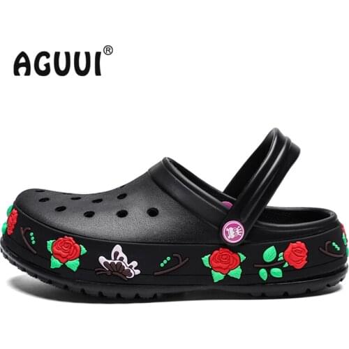 Clogs Women&Men Summer EVA Lightweight Beach Garden Shoes Unisex Slip-On Water Hollow Sandals for Couples Size 36-45