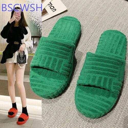 BSCWSH Footwear