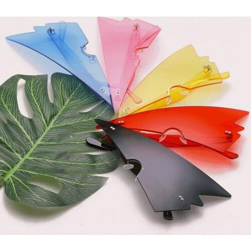 Oversized Triangle Sunglasses Women Vintage One Piece Rimless Eyewear Men Shades Glasses UV400 Party Funny