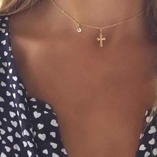 Retro Zircon Jesus Cross Metal Choker Necklace Ladies Clavicle Necklace Supernatural Short Necklace