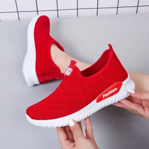 2020 Women Sneaker Shoes 3 colors Medium with Outdoor Sneaker size 36-40 without box