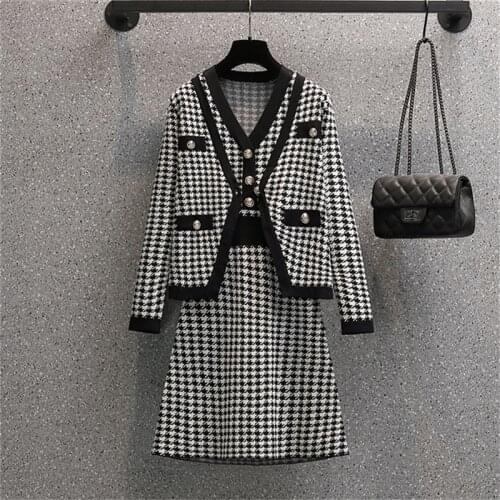 Luxury Brand Designer Runway 2 Piece Set women summer cartoon Jacquard embroidery Knitted Top and High waist mini Skirt Set