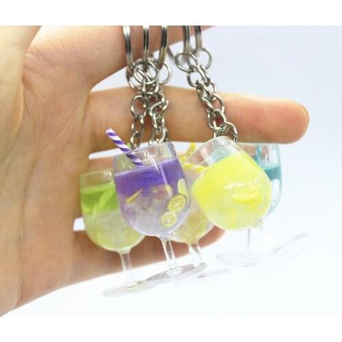 Fashion Funny Simulation Resin Fruit Juice Goblet Shaped Key Chain Creative Jewelry Gifts Decor Bag Keychains Crafts