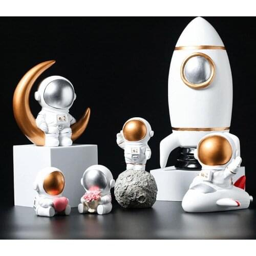 Nordic Style Birthday Creative Small Jewelry Astronaut Home Living Room Bedroom Decoration Gift Mini Small Jewelry