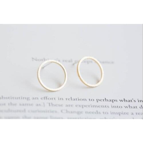Fashion circle hollow stud earrings for participants in