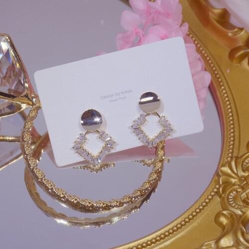 S925 Silver Needle Micro Inlaid Zircon Exquisite Super Flash Diamond Wave Earrings Ladies Daily Wear Jewelry Girlfriend Gifts