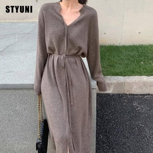 Woman dress elegant pure color 2021 autumn new loose mid-length knit v-neck full sleeve casual cardigan dress female платье