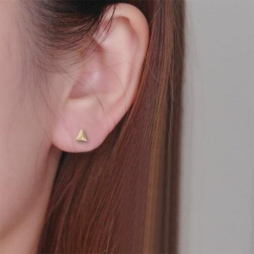 Korean New Ladies Fashion Cat Eye Triangle Mini Stone Pendant Earrings Simple Temperament Female Wedding Accessories Gift 2020