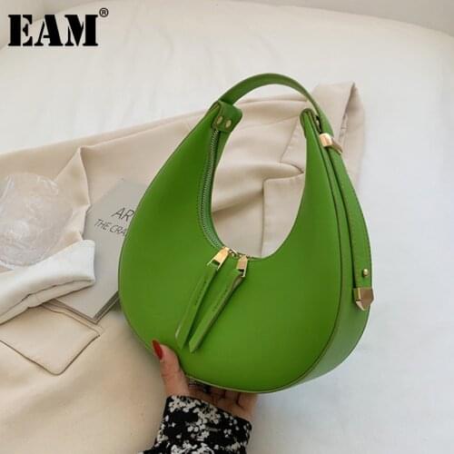 [EAM] Women New Green Half Moon PU Leather Flap Personality All-match Female Crossbody Shoulder Bag Fashion Tide 2021 18A3578