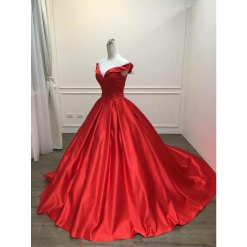 Simple Red Satin Prom Dresses 2021 V Neck Ball Gowns Cap Sleeve vestidos de formatura Backless Reflective Dress