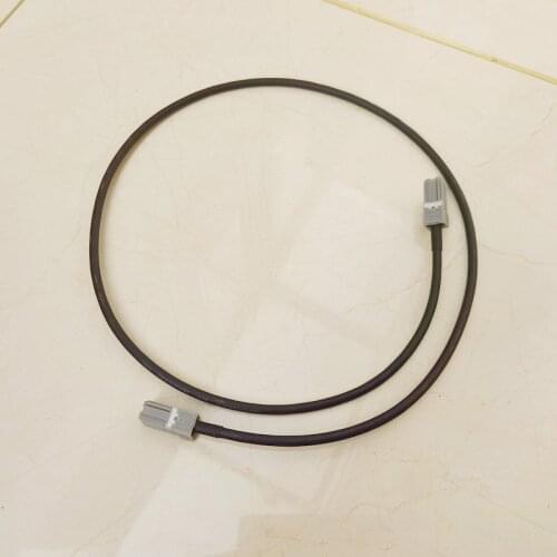 The navigation cord harness from radio to cluster for a range rover sport