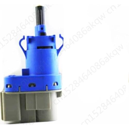 Brake light switch 2012-For dEc osp or tF ocu sMa zd aRa ng er Brake light indicating controller Light button