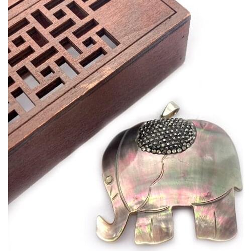 1pc Black Shell Pendant Elephant Carving Retro Laser Colorful Necklace Pendant Crafts Decoration DIY Jewelry Making 47x49mm