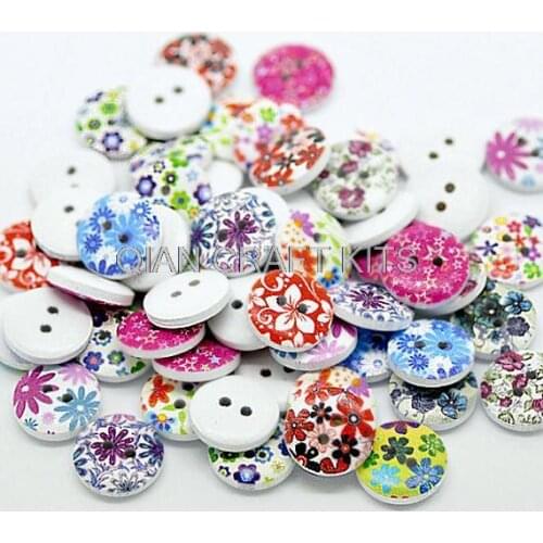 Set of 200pcs Painted Wood Buttons Floral Design Assortment on White 18mm sewing wooden button