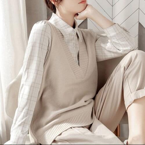 Women V-Neck Sweater Vest Korean Preppy Style Solid Knitted Sleeveless Sweater Female Autumn Winter Casual Loose Pullover Jumper