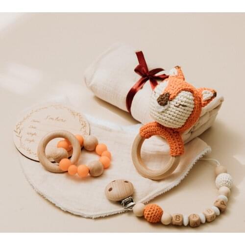 6 pcs/set Baby Bath Toys Set Newborn Swaddle Wrap Baby Milestones Brush Rattle Bracelet Bibs Gift Products for Kids