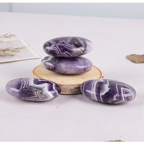 Amethyst Natural Stones And Minerals Palm Stone 6*4*2cm Chakra Massage Healing Hot SPA Reiki Crystal Beauty Health Care Tool