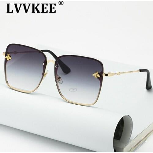 New Luxury Square Bee Sunglasses Women Men Retro Brand designer Metal Frame Oversized Sun Glasses Female Grandient Shades Oculos