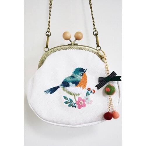 2021 New Arrival England Mori Diamonds Bow Flower PU Chain Embroidered Bird Handmade Wool Felt Women Shoulder Crossbody Bag