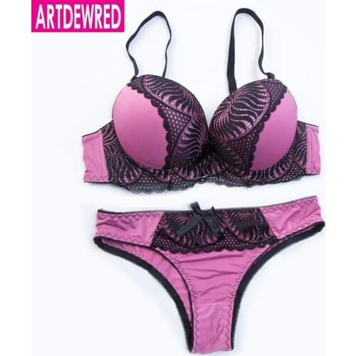 Push Up Bra Set Sexy Briefs Pants Lingerie Deep V Embroidery Underwear Women Flower Lace Bra Set Two Quarters Female Underwear