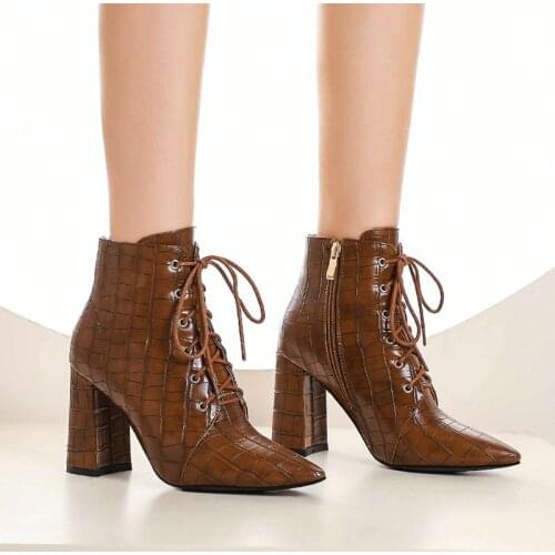 Women Stone Print Square High Heel Ankle Boots Fashion Zipper Corss Tied Short Boots Autumn Winter Pointed Toe Ladies Shoes