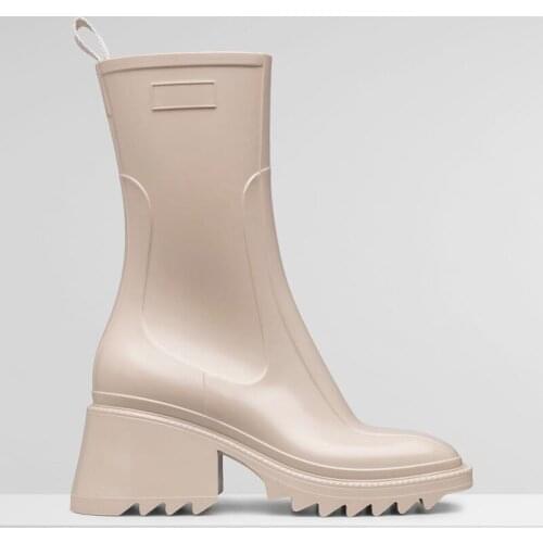 Solid Woman Rain Boots Chunky Heels Ladies Boots Slip On Shoes Women Platform Runway Shoes Fashion Concise Motorcycle Boots Hot