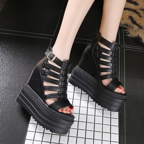 European Roman sandals female 2020 summer new thick-soled sponge cake super high heel wedge fish mouth shoes simple fashion