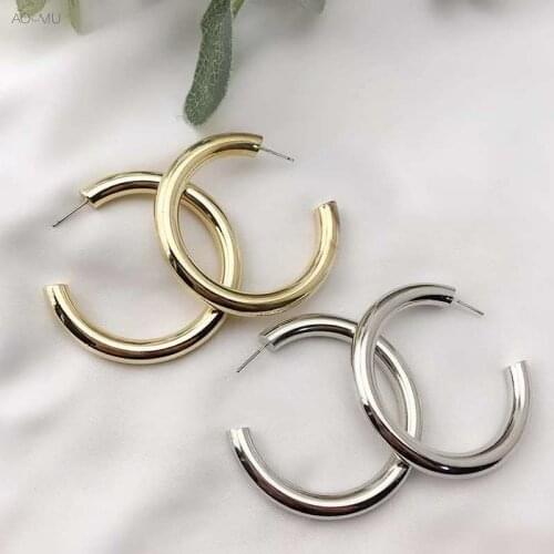 Top Quality Surgical Steel Exaggerated C-shaped Gold Color Stud Earrings for Women Stainless Geometric Round Circlel Ear Ring