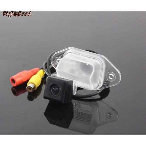 BigBigRoad For JiangHuai Heyue Car Rear View Camera / Backup Parking Camera / HD CCD Night Vision / Waterproof / OEM Camera
