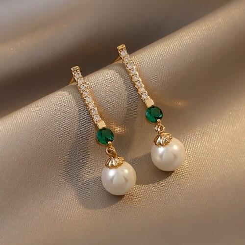 2021 New Elegant Green Stone Micro Paved Pearl Drop Earrings For Women Party Ear Accessories Boucle d’oreille