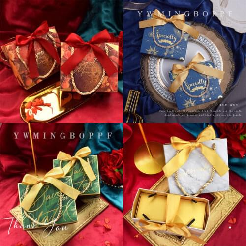 Paper Candy Box Tote Bag for Favor Gift Decoration Christmas Baby Shower Party Decoration Wedding Favours Packaging Boxes