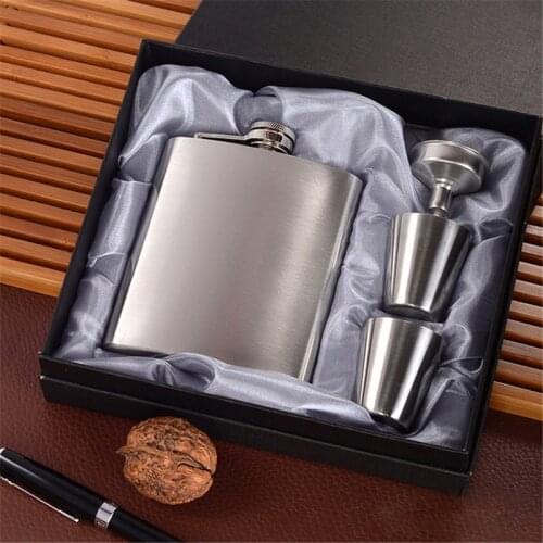 Stainless Steel 7oz Portable Small Hip Flask Portable Travel Metal Bottle Liquor Whiskey Wine Gift