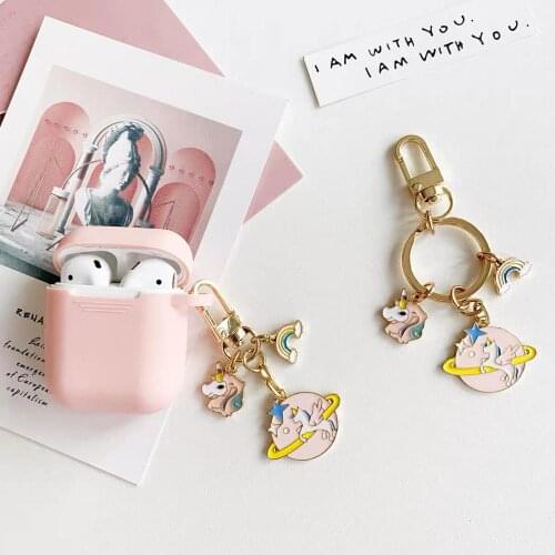 New Arrival Oil Drop Alloy Unicorn Keychain Keyring Gold Buckle Cartoon Car KeyChain Holders Airpods Pendant Couple Gift