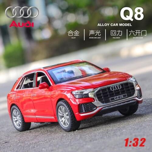 Diecast 1:32 Alloy Model Car Audi Q8 Luxury SUV Miniature Metal Vehicle Pull Back Collection Gift for Children Christmas Toys