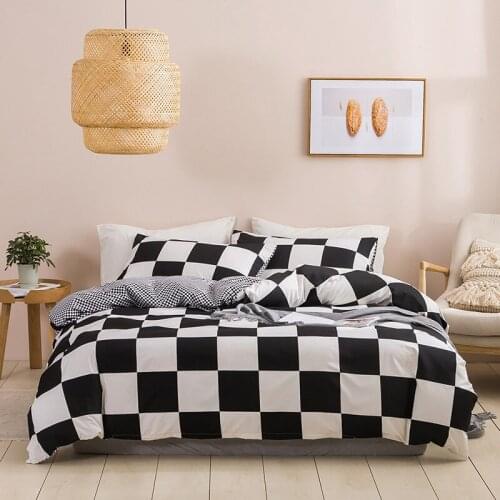 Hot style Square printing 100% Polyester bedding set 1 duvet cover + 1/2 pillowcases bed in a bag (no sheet)