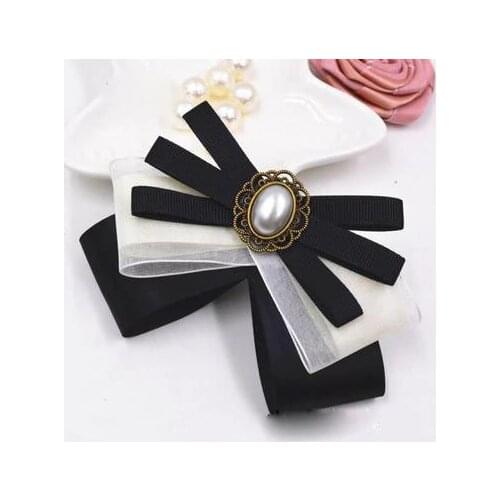 Vintage Bow Tie Bowknot Brooches Pins Flowers College School Shirt Cloth Corsage Brooch Collar Lapel Pin Luxury Women Jewelry