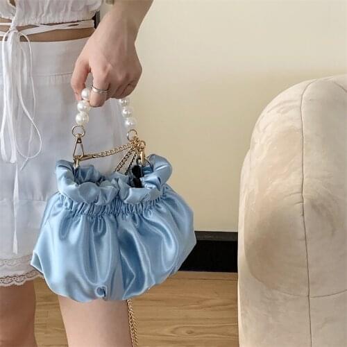 Luxury Handbags Women Pearl Tote Bag Brand Designer Chain Messenger Bag Shoulder Bags Satin Soft Pleated Ladies Blue Silk Bags