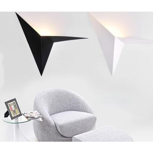 Modern Black White LED Wall Lamp Indoor Creative Triangle Light Simple Bedroom Sanctum Aisle Stair Lighting