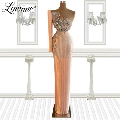 Couture Pink Heavy Beading Evening Gowns One Shoulder Pleats Satin Long Sleeve Party Dress 2021 Robe De Soirée De Mariage Prom