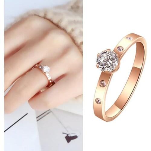 Anti Allergy Titanium Steel 1 Big 4 Small Cubic Zirconia Wedding Ring For Woman Rose Gold Color Crystal Wedding Jewelry bague