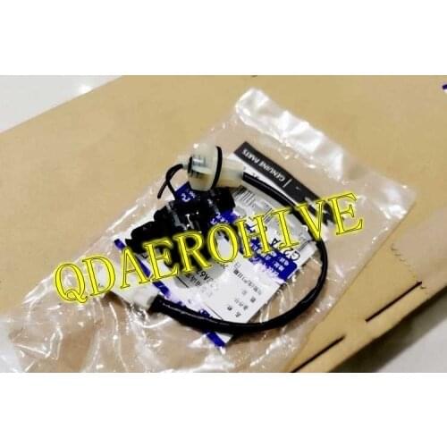 Original accessory Kofferbak Schakelaar Keyless Entry Switch Knop Terug Kofferbak Autolaadklep Bagage Lock for Mazda 6 Gh