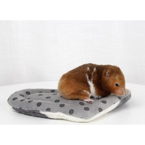 Cute Small Animal Sleep Mat Cotton Heart Hamster Nest Pad for Guinea Pig Hamster Squirrel Bed Cushion Warm Cage Pet Accessories