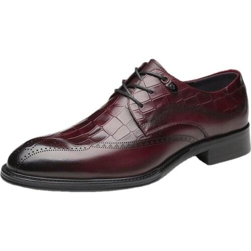 The First Layer of Cowhide 2021 New British Leather Hand-carved Brogue Shoes Mens Business Dress Derby Shoes Mens Dress Shoes