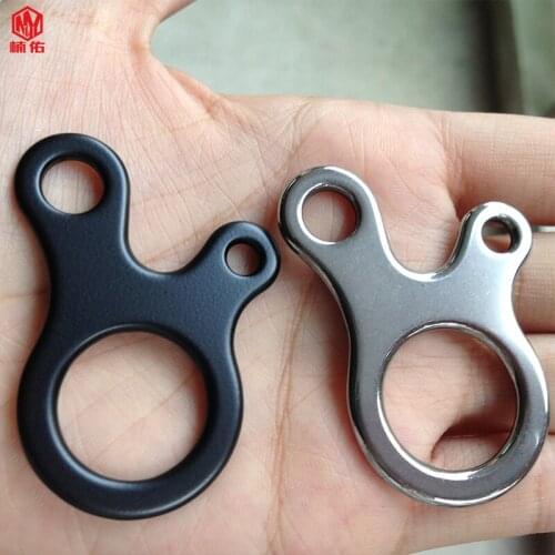 EDC Tools Molle Lifesaving Buckle Multifunctional CNC Stainless Steel Design Hole Outdoor Knotted Sports Rock Climbing Equipment