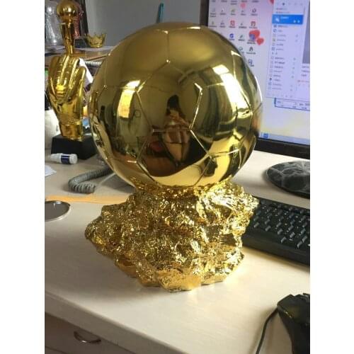 2019 1:1 Real Life size 35cm mr soccer bal Trophy for Sale Resin Best Player Awards Golden Ball Soccer Trophy Mr Football trophy