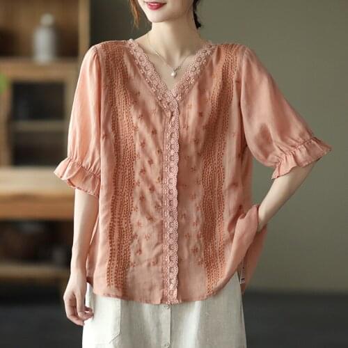 21New Women Shirts Summer Mori Girl Style Spliced Lace Petal Sleeve V-Neck Collar Female Fashion Ramie Tops